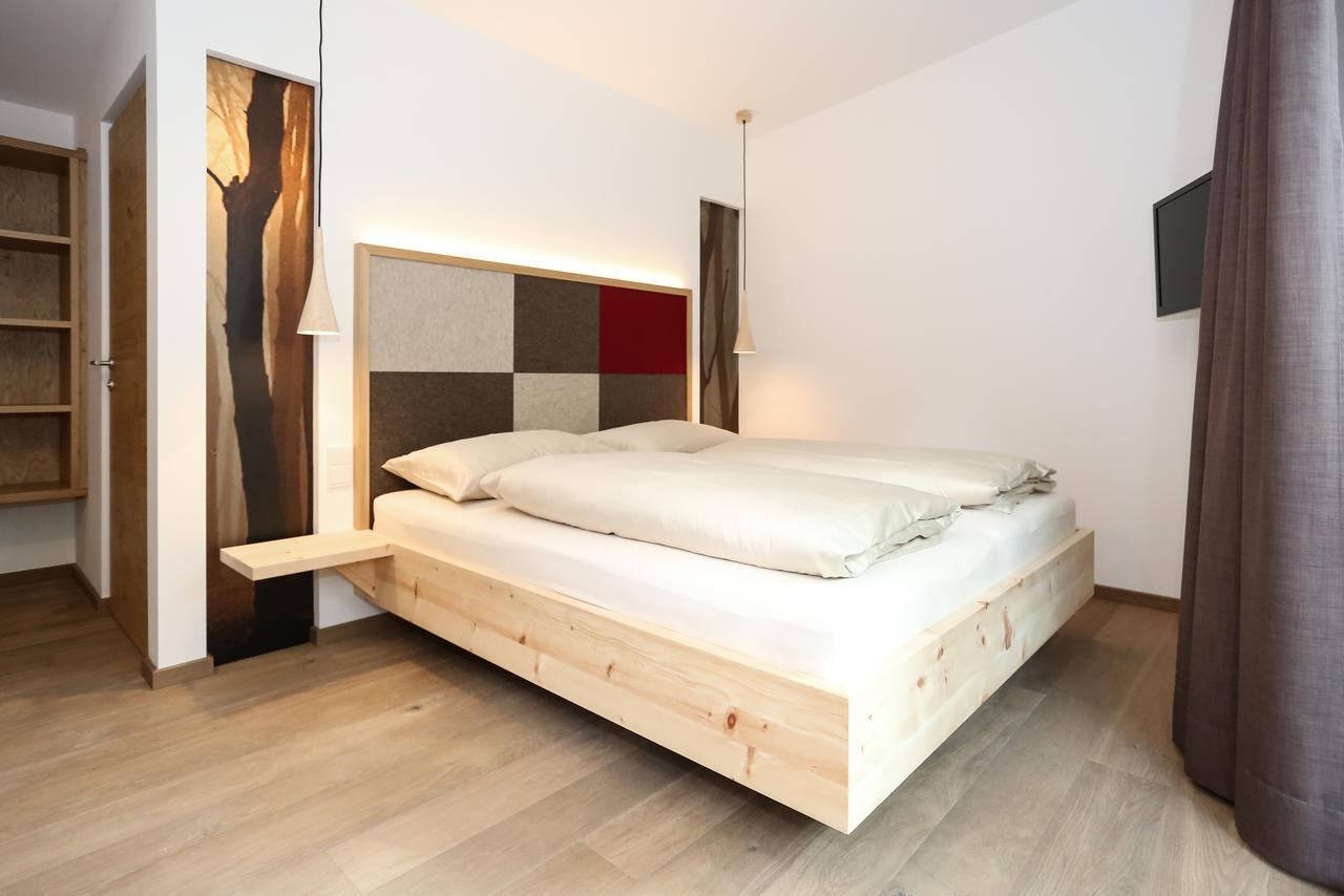 Hotel Gasthof Hoellriegl Sarentino Room photo